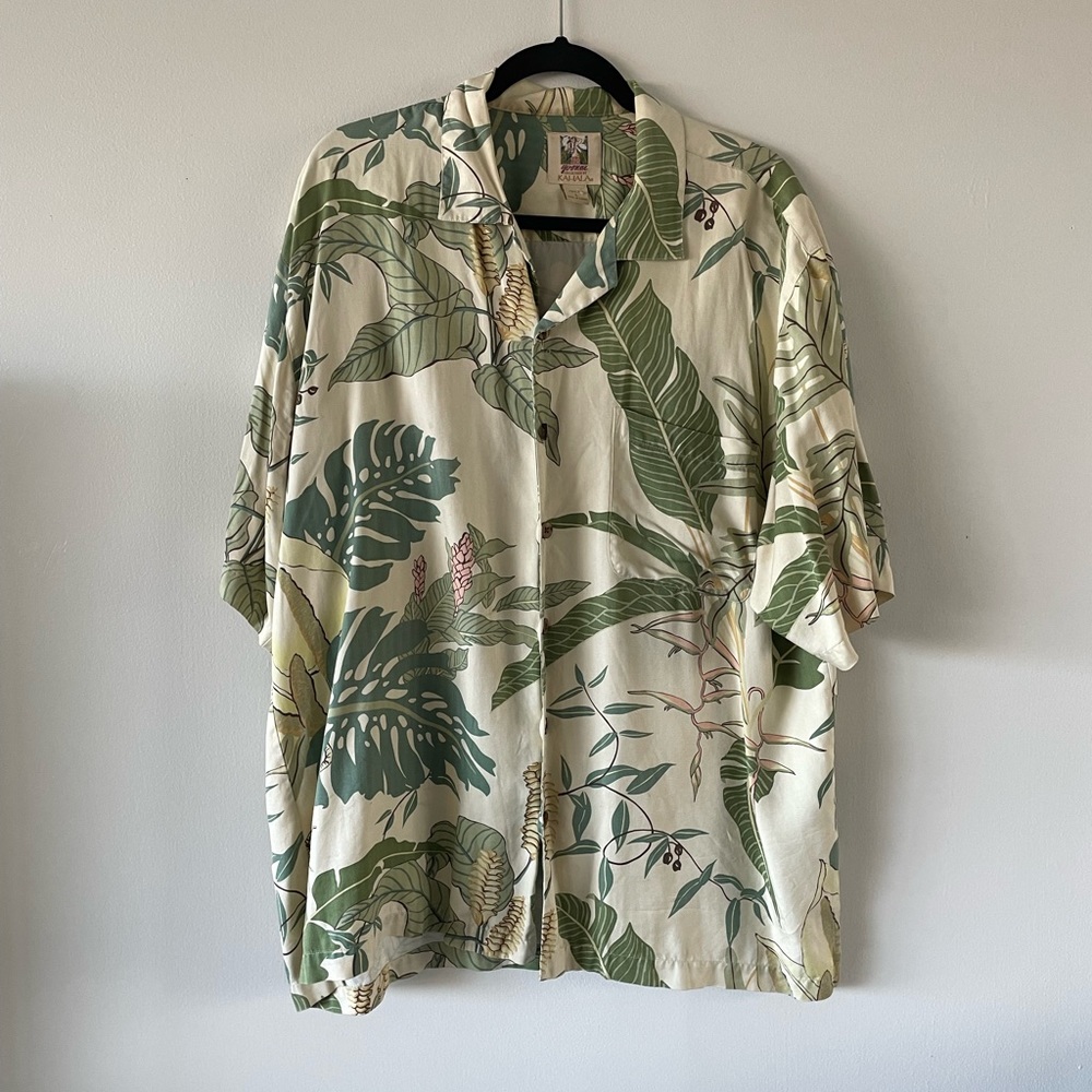 Vintage SILK Kahala Hawaiian Shirt - Yvonne Collection (L)
